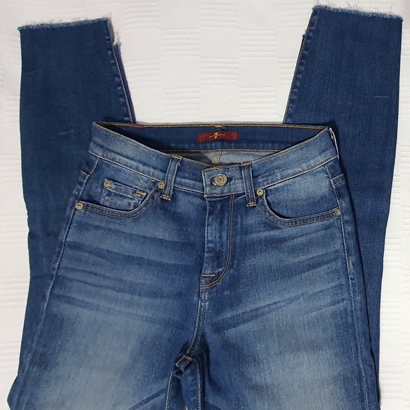 🆕 7 for all Mankind Skinny Stet Jeans. Like New! - Picture 6 of 16